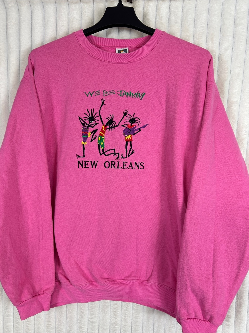 Vtg 90s Bright Pink New Orleans 'We Be Jammin' Graphic Crewneck Sweatshirt XL